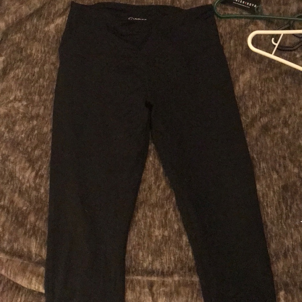 Queenie Ke & Athletic leggings